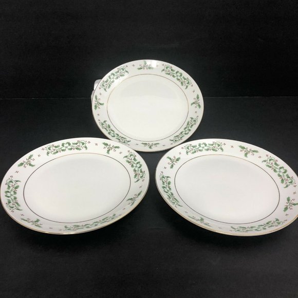 Gibson Other - Set of 3 Everyday Gibson Christmas Berry Plates